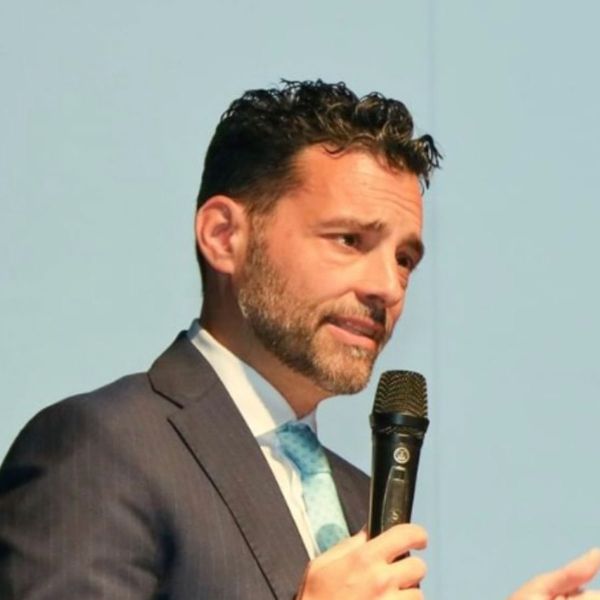 ΝΙΚΟΛΟΠΟΥΛΟΣ  ΑΛΕΞΑΝΔΡΟΣ